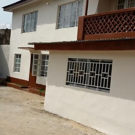 Mansholl Luxurious Apartment Freetown Kültér fotó